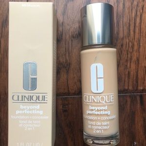 UNOPENED- Beyond Perfecting Foundation + Concealer